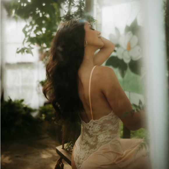 Meet your Posher, Meagan - Picture 3 of 6